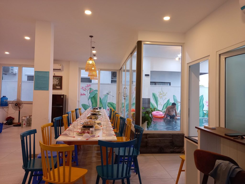 tiec lien hoan hop lop2 1